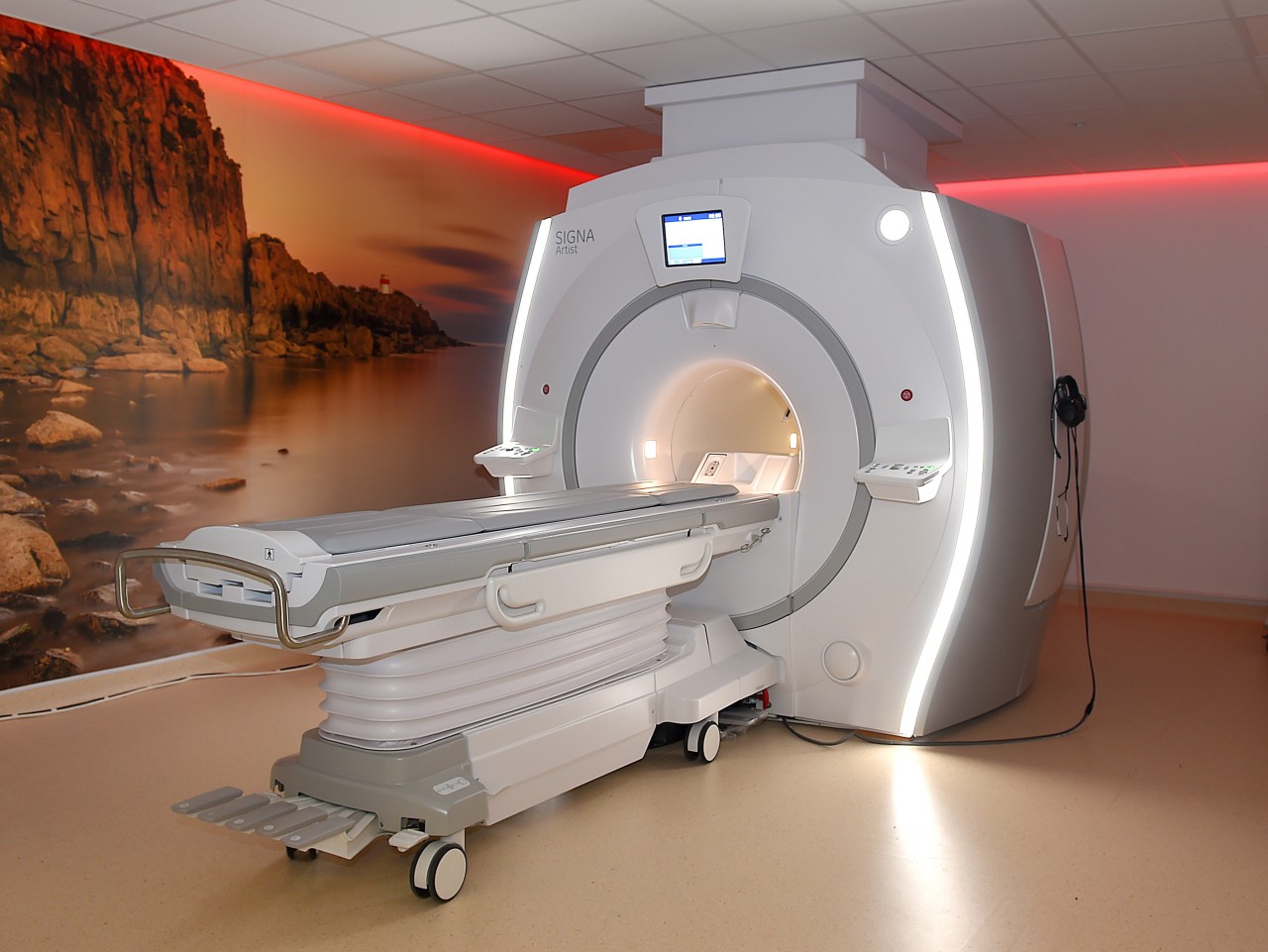 NHS Forth Valley New State of The Art MRI Suite Unveiled